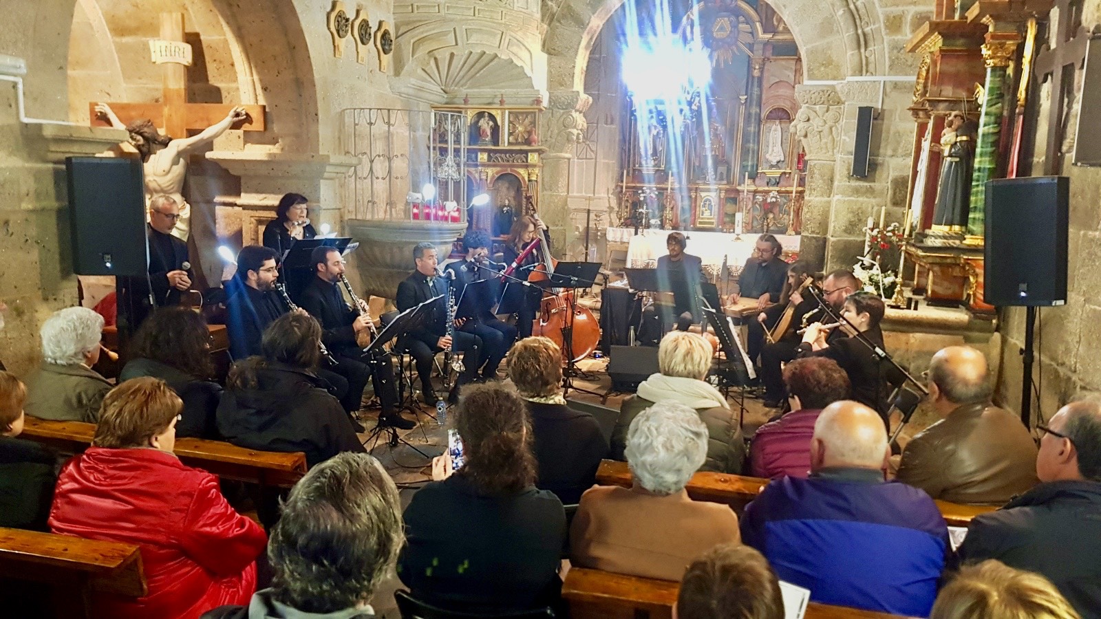 O teatro Pastor Díaz de Viveiro acolle mañá o concerto “Sons do tempo”, que promove a Deputación