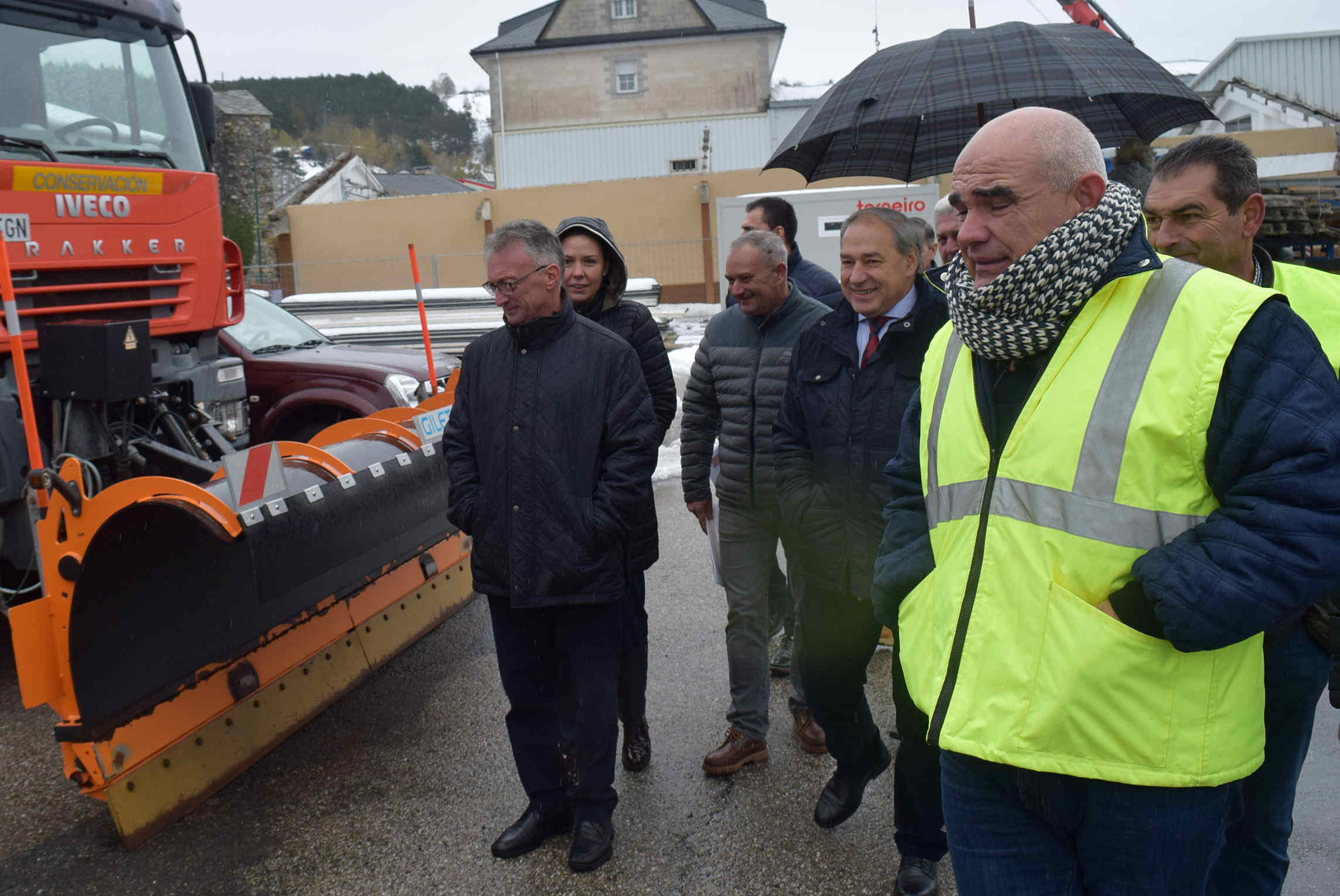 Un dispositivo de 112 operarios e 64 máquinas garantirá este inverno a seguridade na rede viaria da Deputación de Lugo