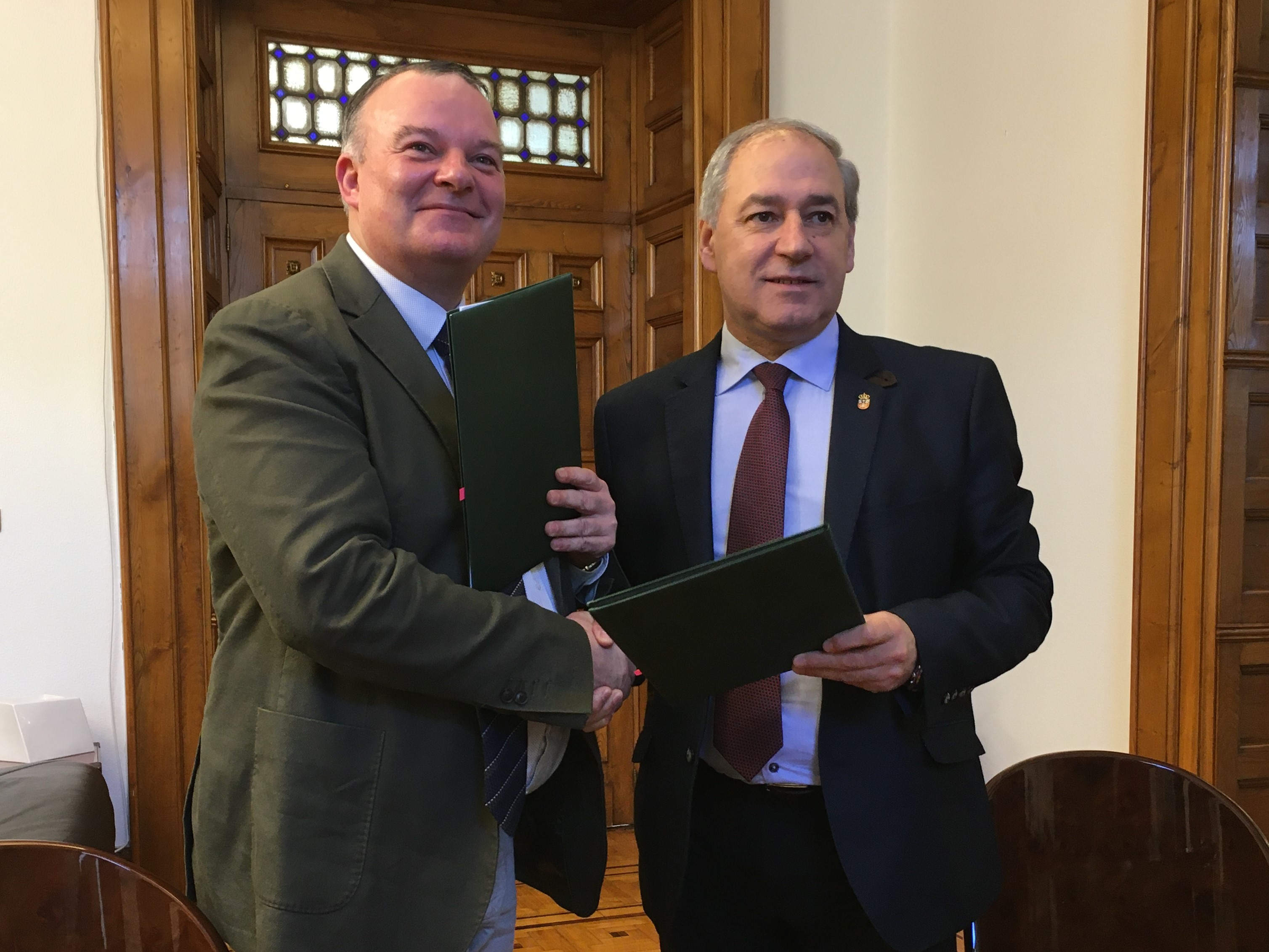 A achega de 182.000€ da Deputación de Lugo permitirá dotar de auga corrente á veciñanza de Santa María de Marrube, no Saviñao A achega de 182.000€ da Deputación de Lugo permitirá dotar de auga corrente á veciñanza de Santa María de Marrube, no Saviñao