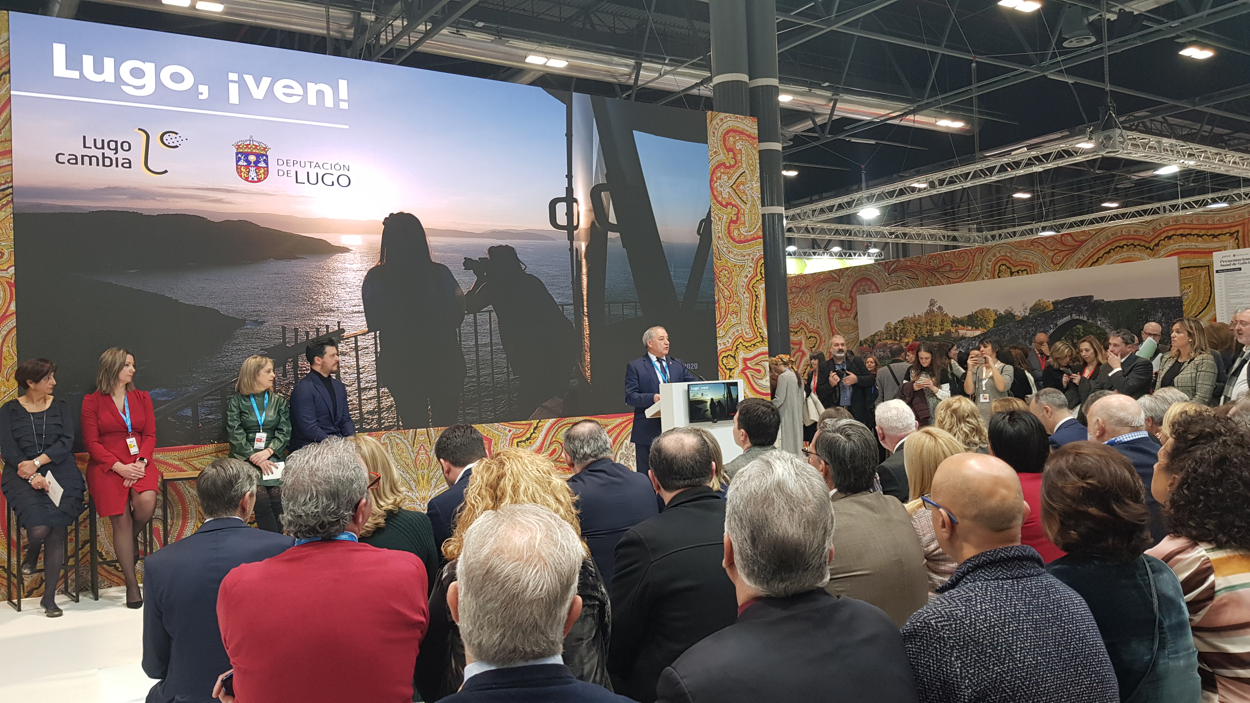 O Presidente presentou en FITUR ante numeroso público a aposta da Deputación de Lugo por impulsar o turismo a través da innovación O Presidente presentou en FITUR ante numeroso público a aposta da Deputación de Lugo por impulsar o turismo a través da innovación