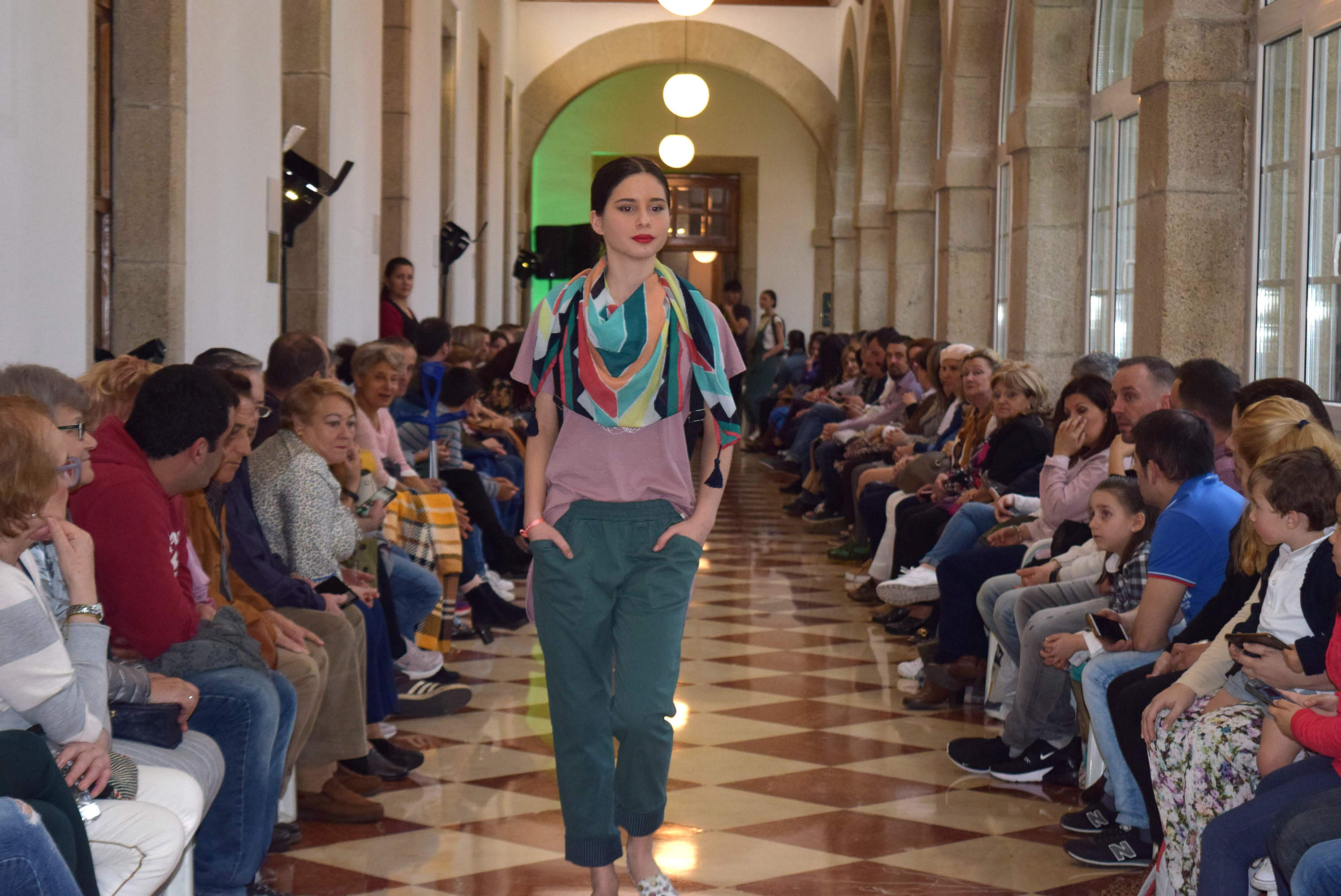 Desfile 'Lugo vístese de primavera' img01 Desfile 'Lugo vístese de primavera'
