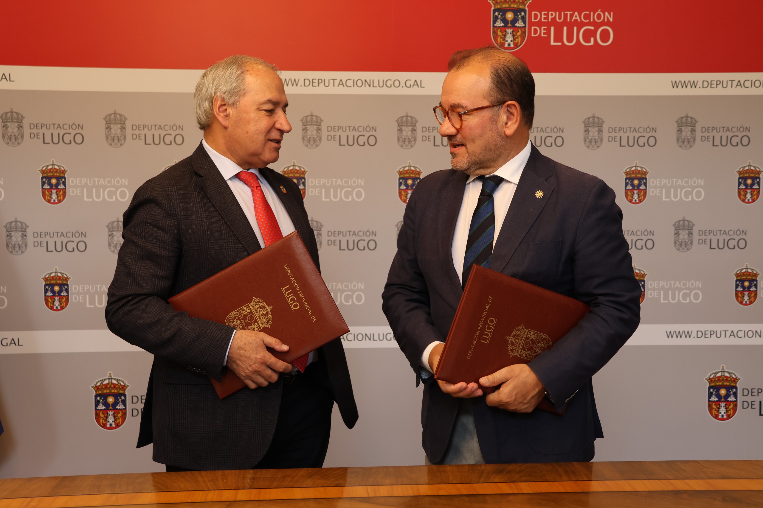 Sinatura convenio USC Sinatura convenio USC